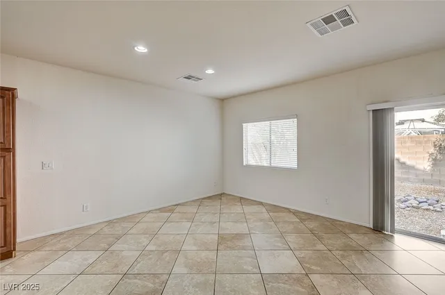 $2,550 | 5536 Danforth Avenue, Las Vegas, NV 89141