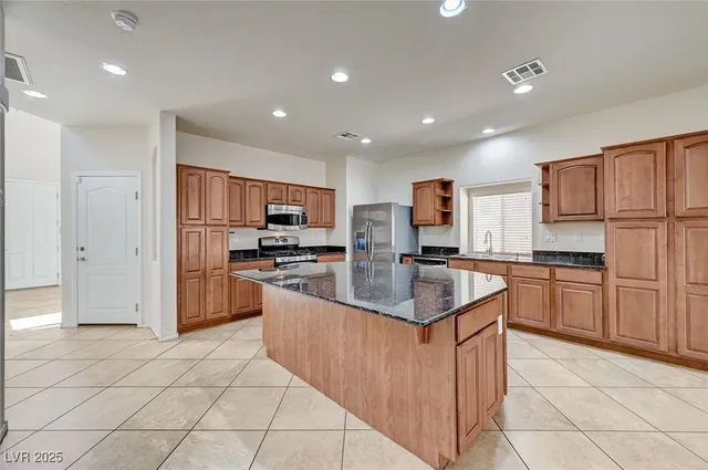 $2,550 | 5536 Danforth Avenue, Las Vegas, NV 89141