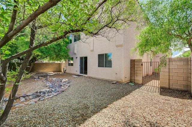 $2,550 | 5536 Danforth Avenue, Las Vegas, NV 89141