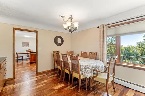 $549,900 | 1800 Hiawatha Court Northeast, Rochester, MN 55906