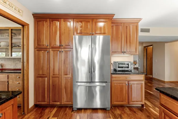 $549,900 | 1800 Hiawatha Court Northeast, Rochester, MN 55906