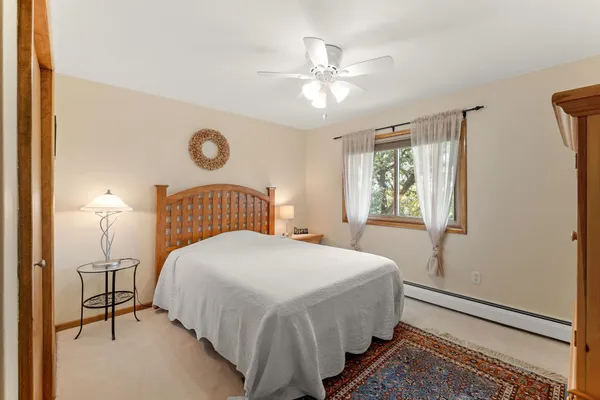 $549,900 | 1800 Hiawatha Court Northeast, Rochester, MN 55906