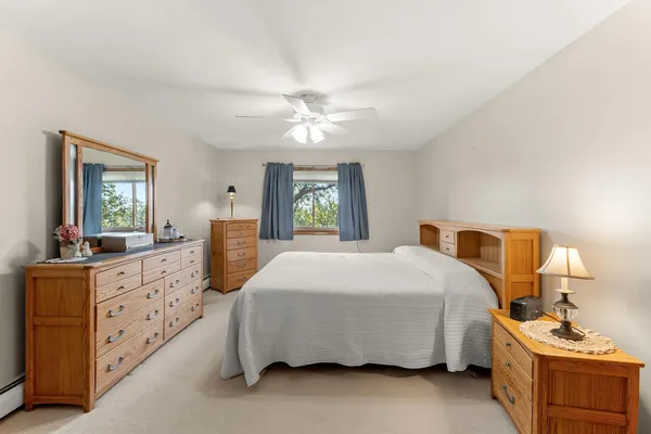 $549,900 | 1800 Hiawatha Court Northeast, Rochester, MN 55906