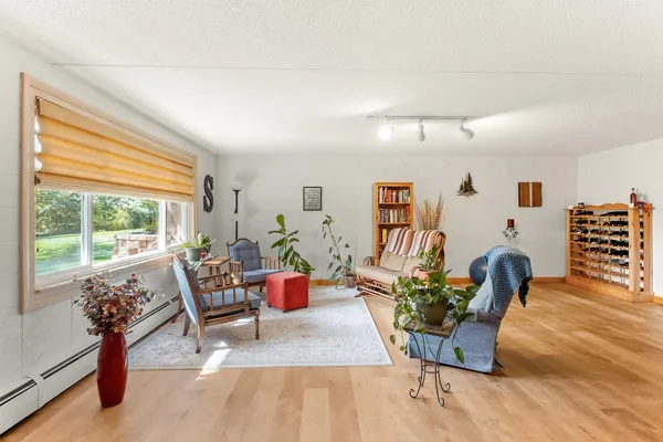 $549,900 | 1800 Hiawatha Court Northeast, Rochester, MN 55906