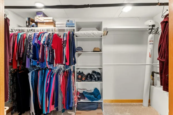 $549,900 | 1800 Hiawatha Court Northeast, Rochester, MN 55906