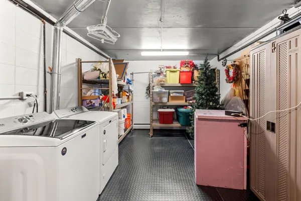 $549,900 | 1800 Hiawatha Court Northeast, Rochester, MN 55906