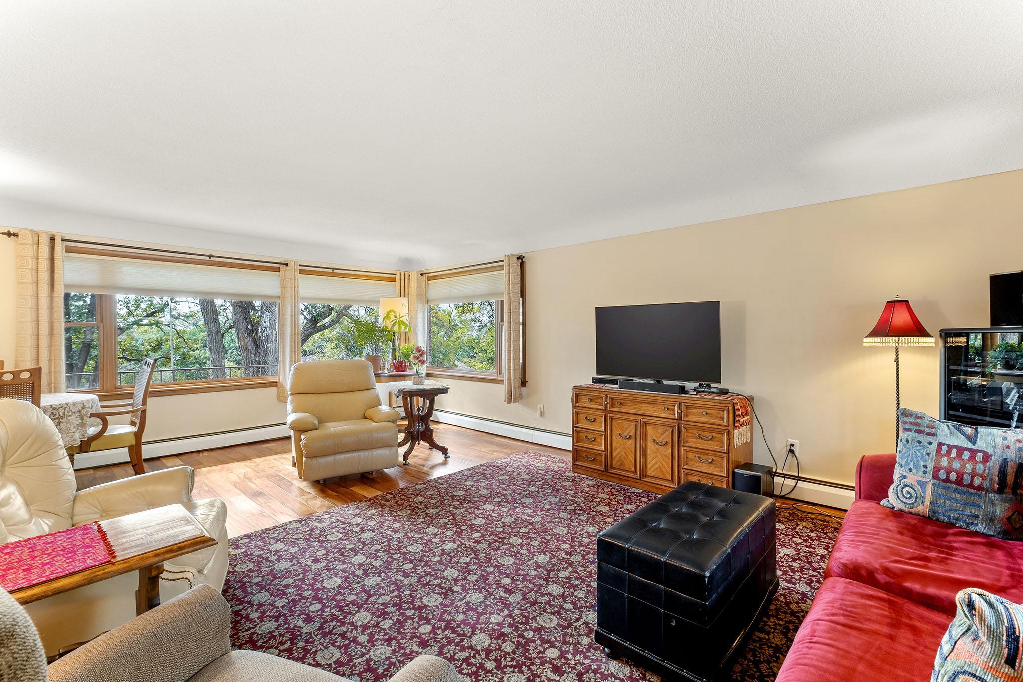 1800 Hiawatha Court Northeast Rochester, MN 55906 - Photo 8 of 66