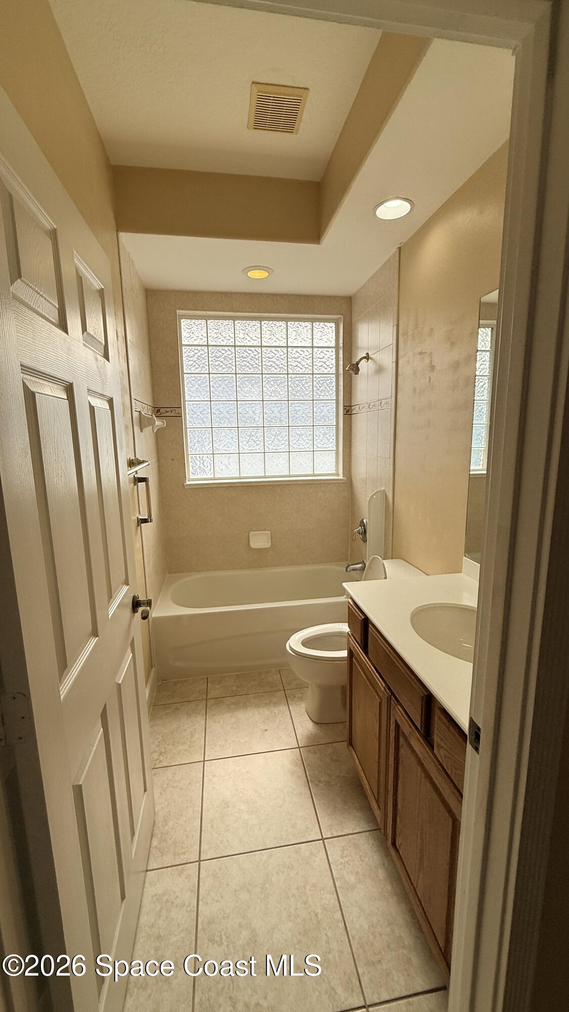 1782 Degroodt Road Southwest Palm Bay, FL 32908 - Photo 12 of 32 20251230_173111190_iOS