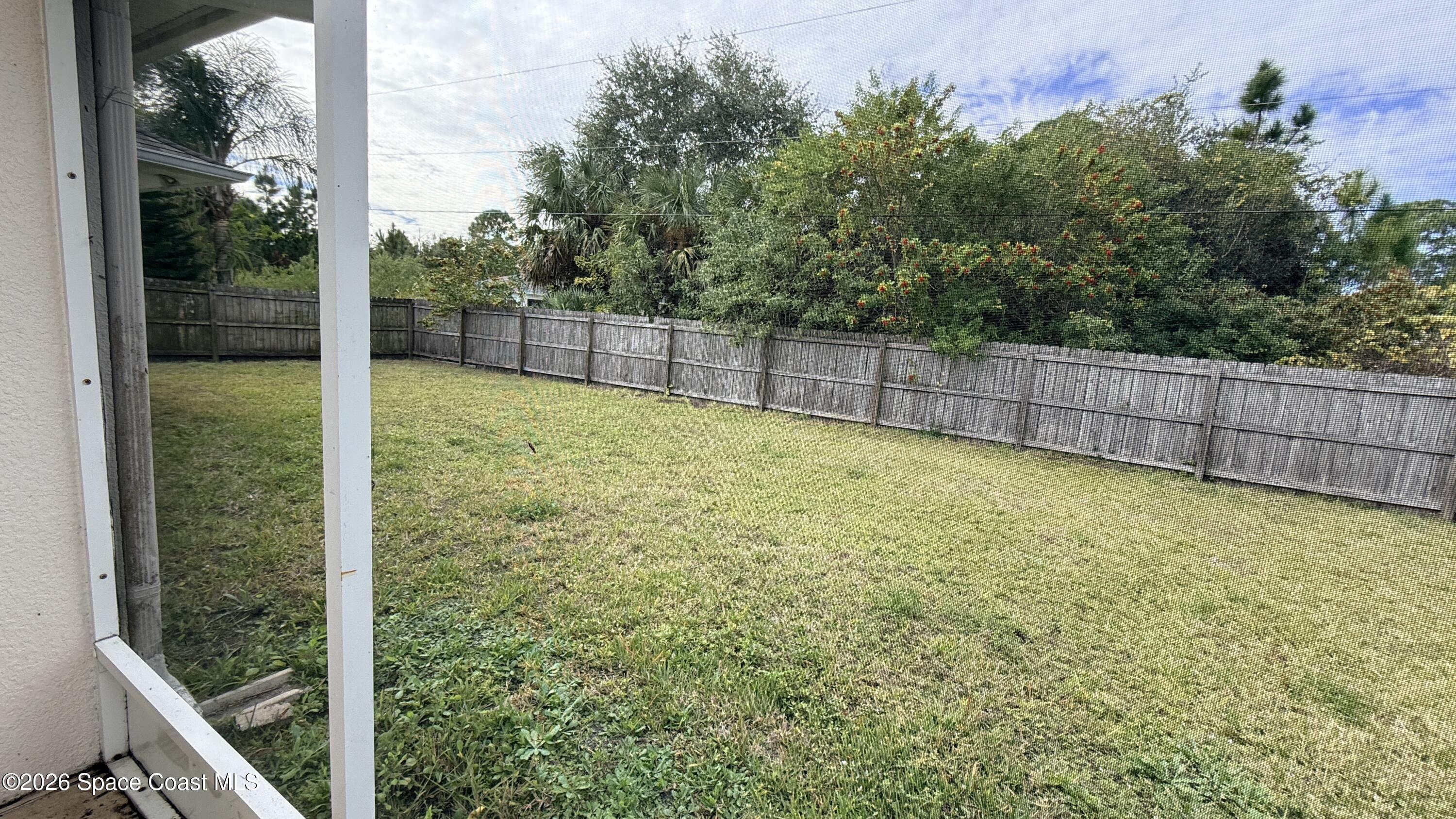 1782 Degroodt Road Southwest Palm Bay, FL 32908 - Photo 26 of 32 20251230_173241677_iOS