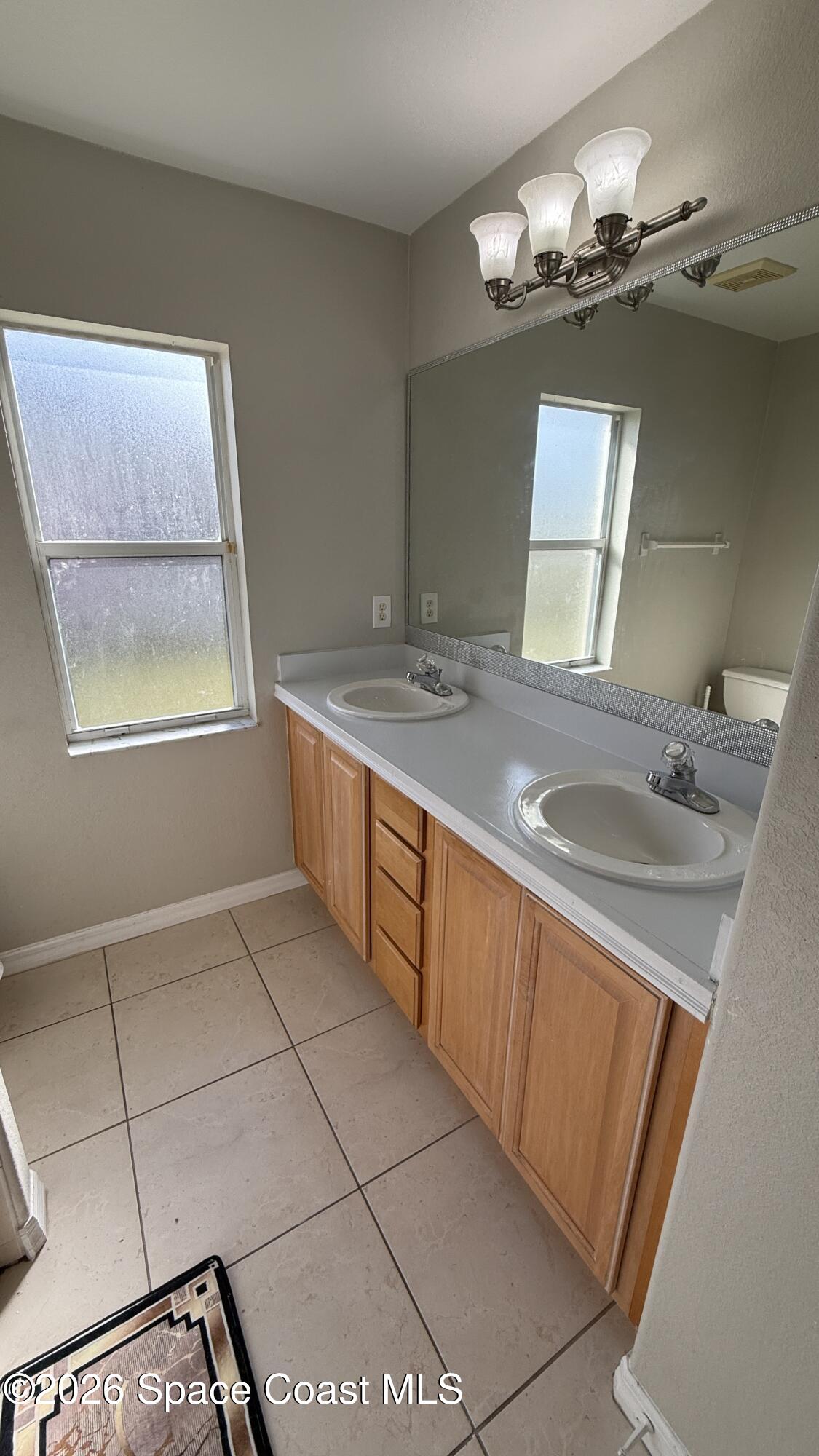 1782 Degroodt Road Southwest Palm Bay, FL 32908 - Photo 29 of 32 20251219_190625163_iOS