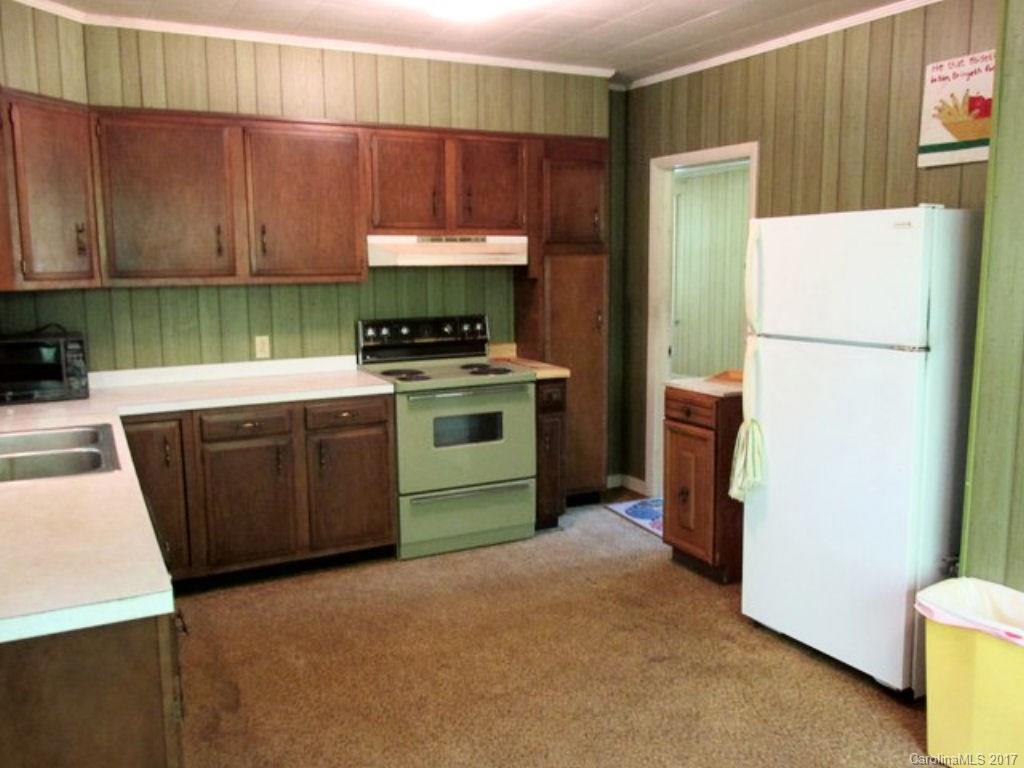 24 Roscoe Lewis Road Sylva, NC 28779 - Photo 17 of 17 Gallery Image 17
