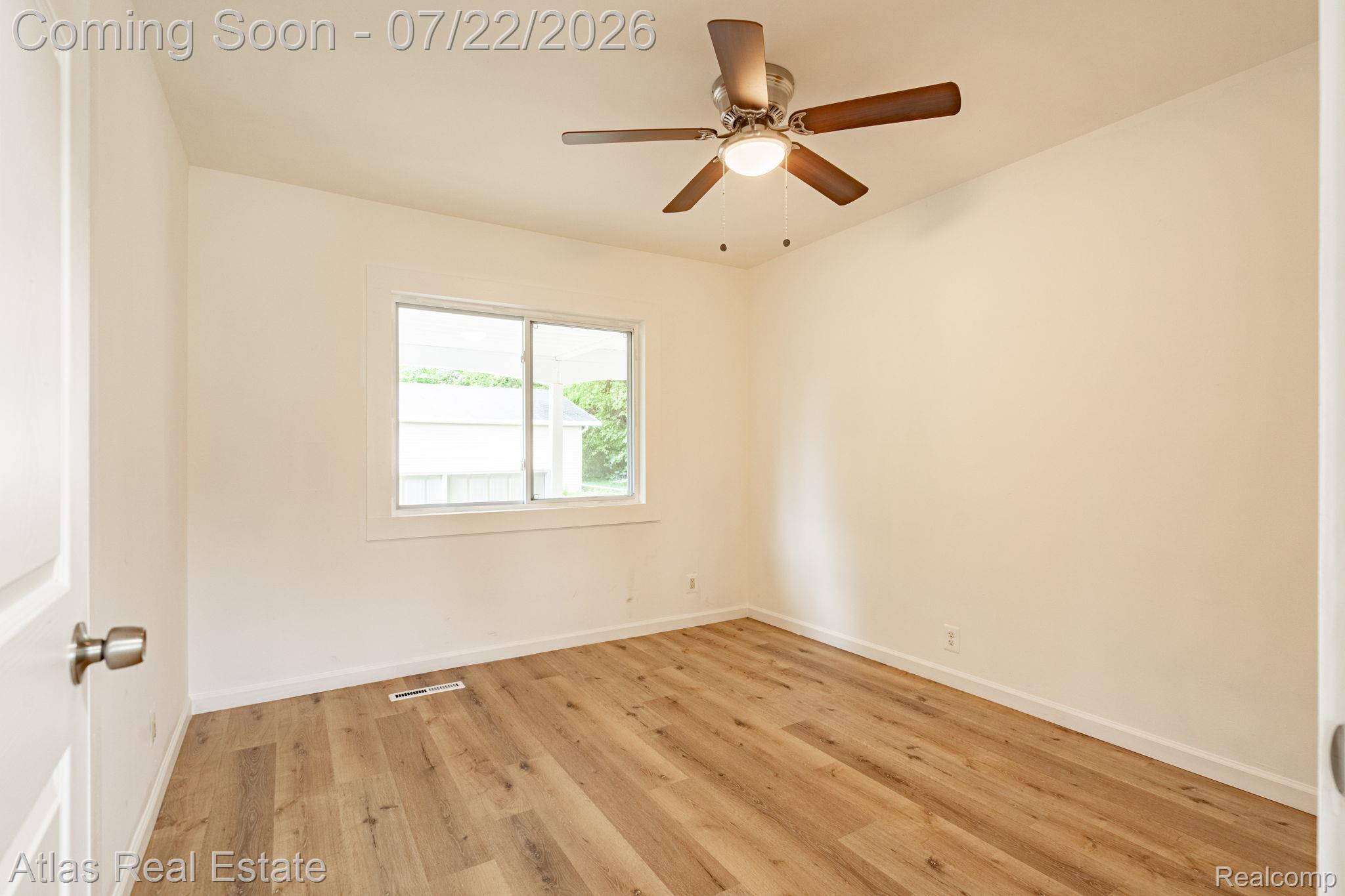 7398 North Genesee Road Genesee, MI 48437 - Photo 24 of 34 24-web-or-mls-interiors-16.jpg