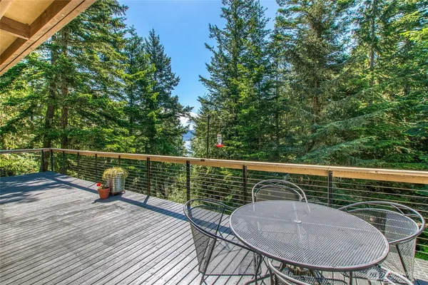 $1,499,000 | 808 Pioneer Hill Road, Orcas Island, WA 98279