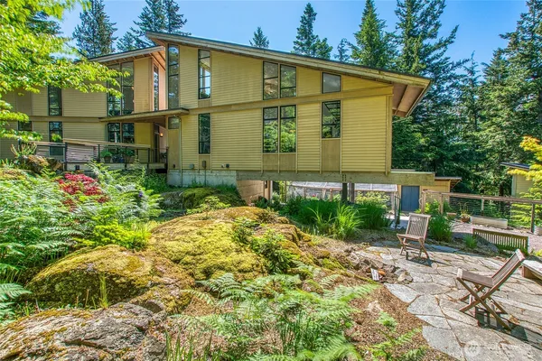 $1,499,000 | 808 Pioneer Hill Road, Orcas Island, WA 98279