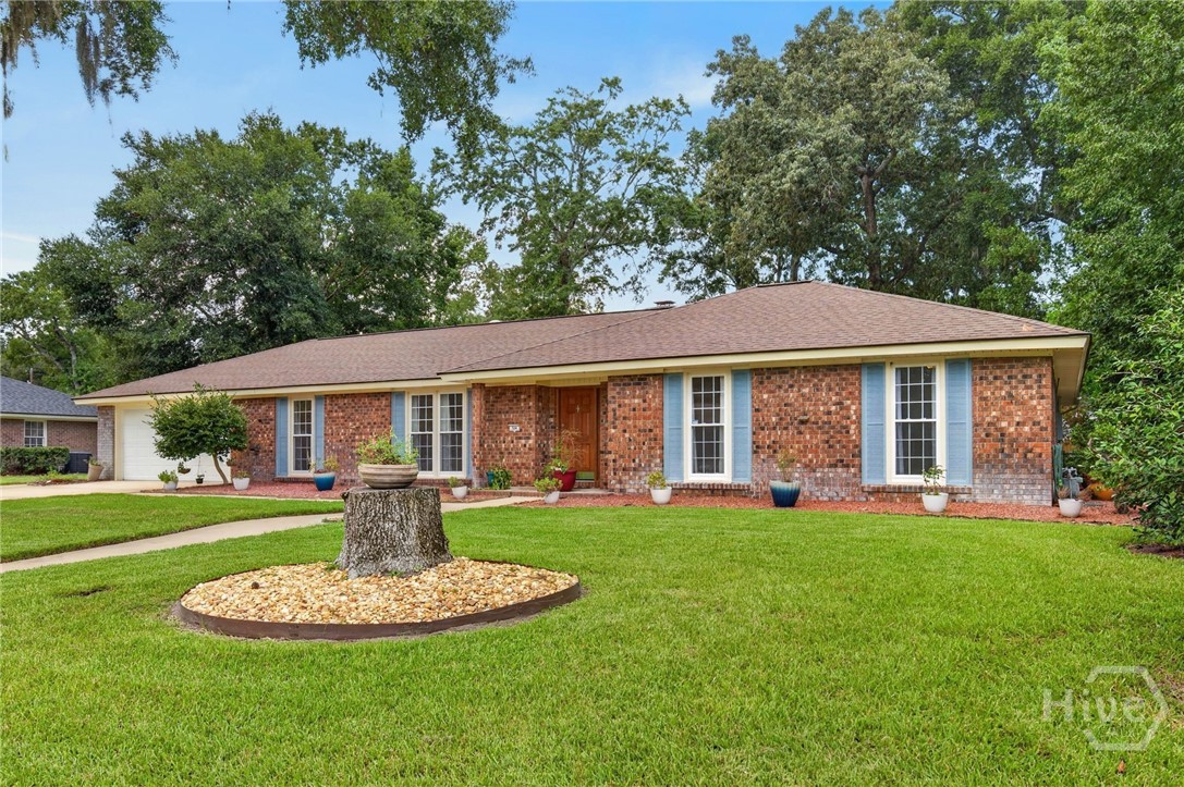 304 Wellington Road Savannah, GA 31410 - Photo 5 of 71 Gallery Image 5