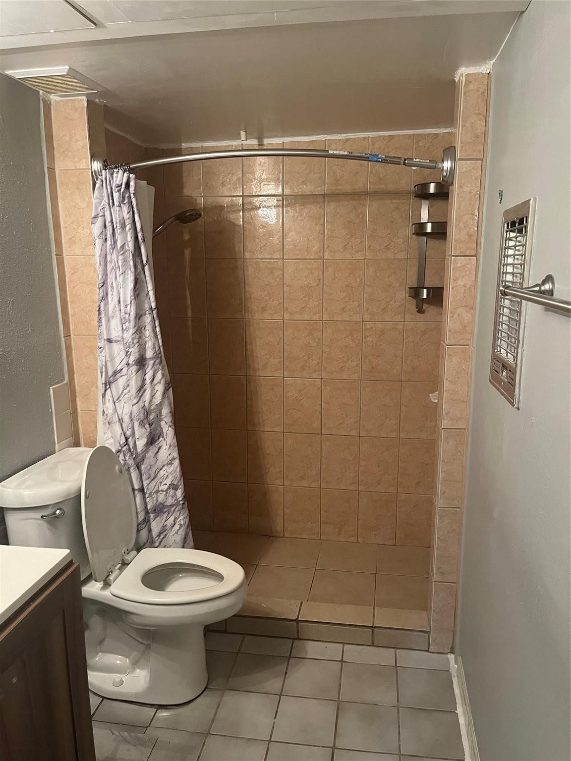 8221 Kingsbrook Road, Unit 107 Houston, TX 77024 - Photo 4 of 6