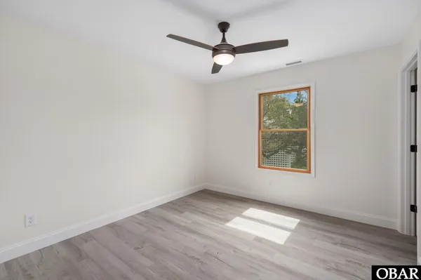 $660,000 | 41615 Starboard Drive, Avon, NC 27915