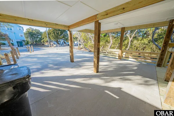 $660,000 | 41615 Starboard Drive, Avon, NC 27915