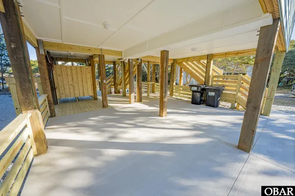 $660,000 | 41615 Starboard Drive, Avon, NC 27915