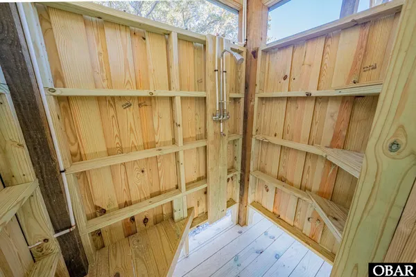 $660,000 | 41615 Starboard Drive, Avon, NC 27915