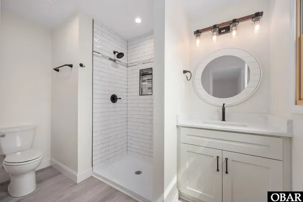 $660,000 | 41615 Starboard Drive, Avon, NC 27915