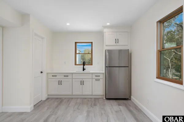 $660,000 | 41615 Starboard Drive, Avon, NC 27915