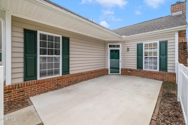 $358,900 | 184 Avonlea Place, Unit 184, Johnson City, TN 37604