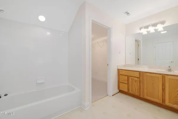 $358,900 | 184 Avonlea Place, Unit 184, Johnson City, TN 37604
