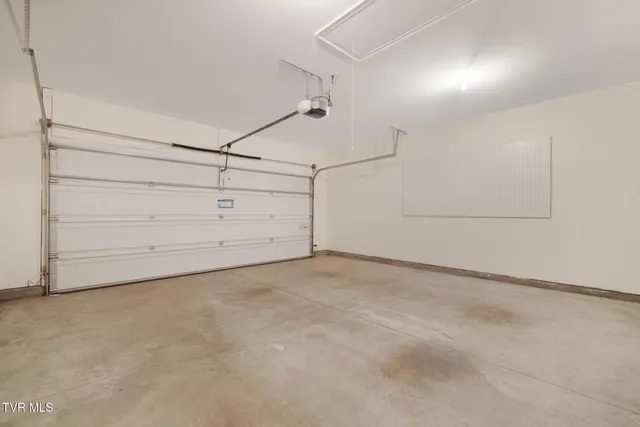 $375,000 | 184 Avonlea Place, Unit 184, Johnson City, TN 37604