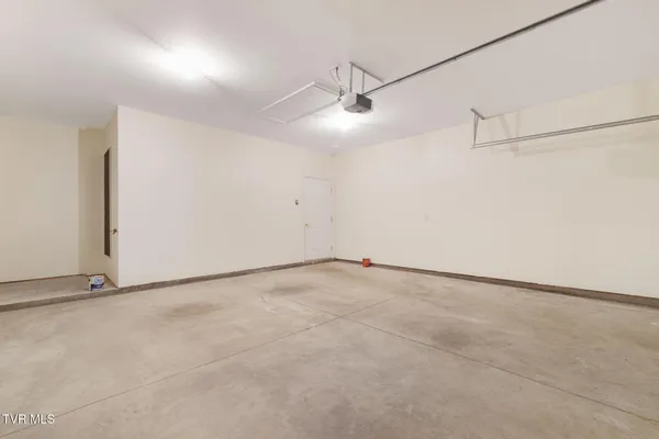 $358,900 | 184 Avonlea Place, Unit 184, Johnson City, TN 37604