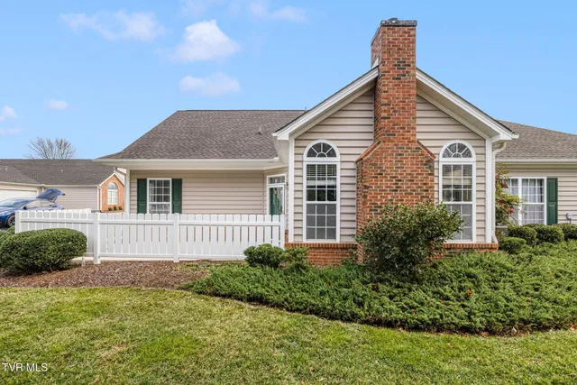 $375,000 | 184 Avonlea Place, Unit 184, Johnson City, TN 37604