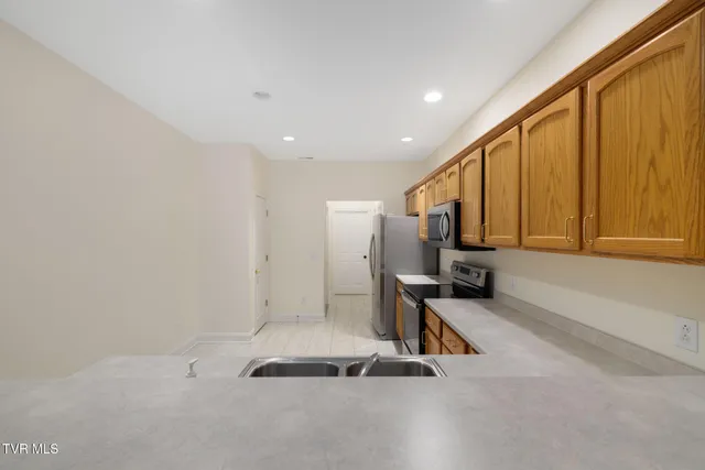 $375,000 | 184 Avonlea Place, Unit 184, Johnson City, TN 37604