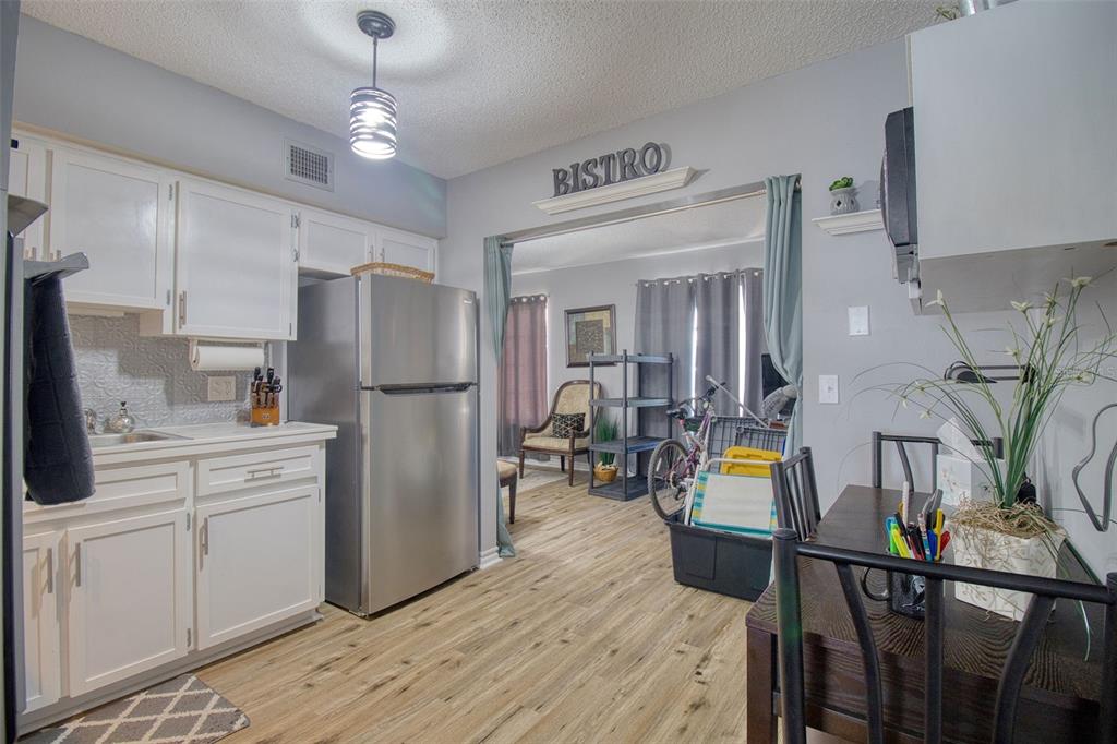 2436 Rhodesian Drive, Unit 32 Clearwater, FL 33763 - Photo 13 of 29 Gallery Image 13