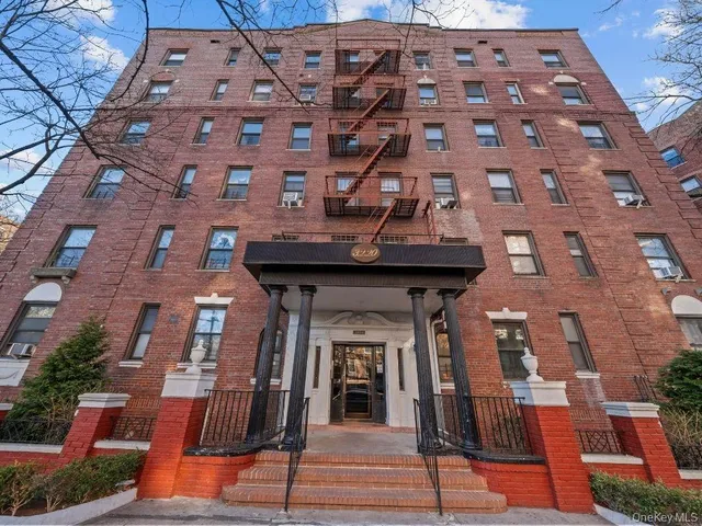 $259,999 | 3220 Avenue H, Unit 1E | Flatbush