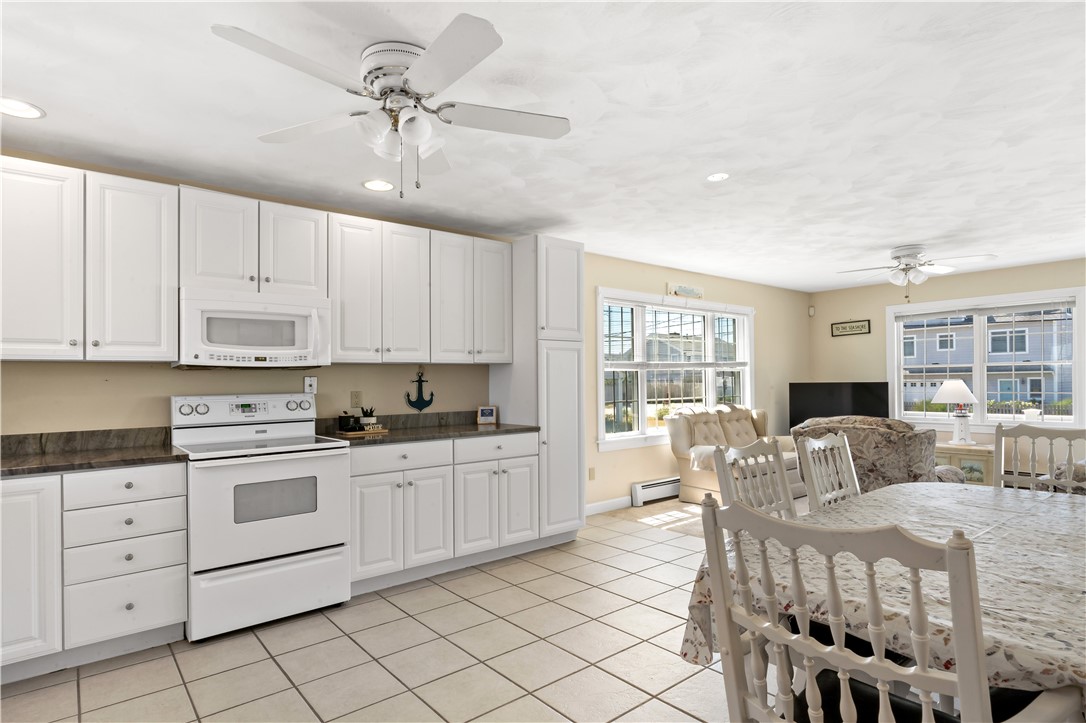 980 Matunuck Beach Road South Kingstown, RI 02879 - Photo 18 of 50