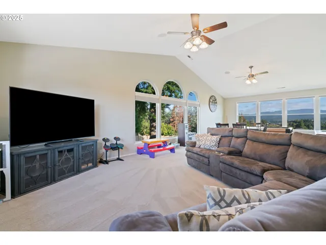 $2,695,000 | 29902 Southeast 30th Street, Washougal, WA 98671