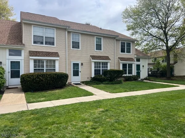 $2,845 | 23 Nottingham Way, Somerset, NJ 08873