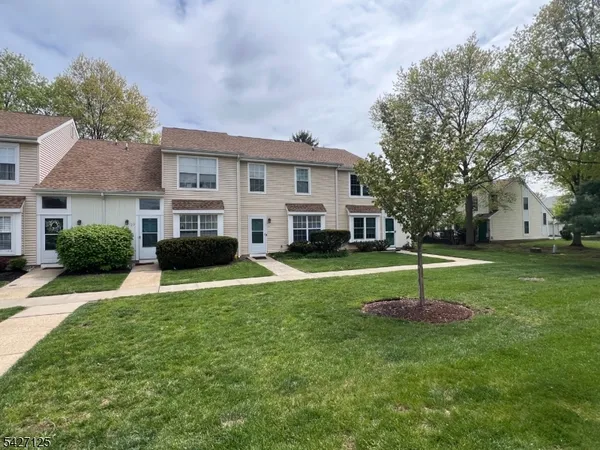 $2,845 | 23 Nottingham Way, Somerset, NJ 08873