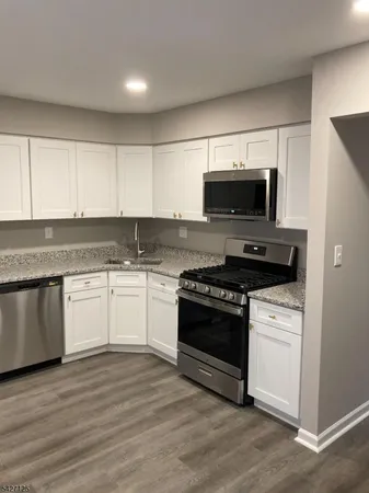 $2,845 | 23 Nottingham Way, Somerset, NJ 08873