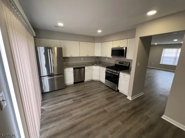 $2,845 | 23 Nottingham Way, Somerset, NJ 08873