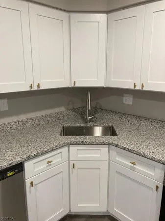 $2,845 | 23 Nottingham Way, Somerset, NJ 08873