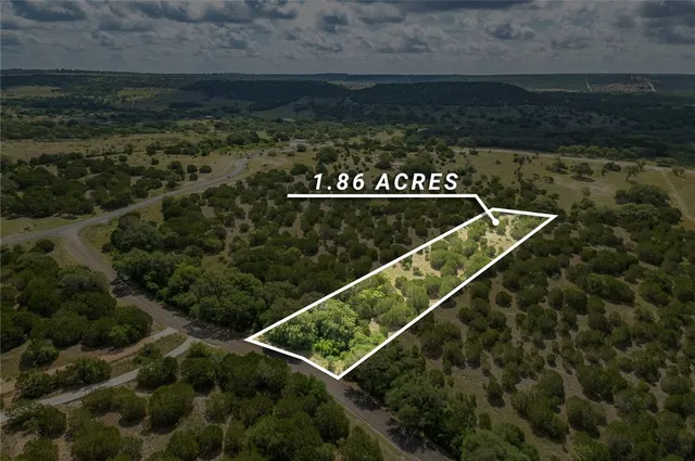 a view of a tennis court