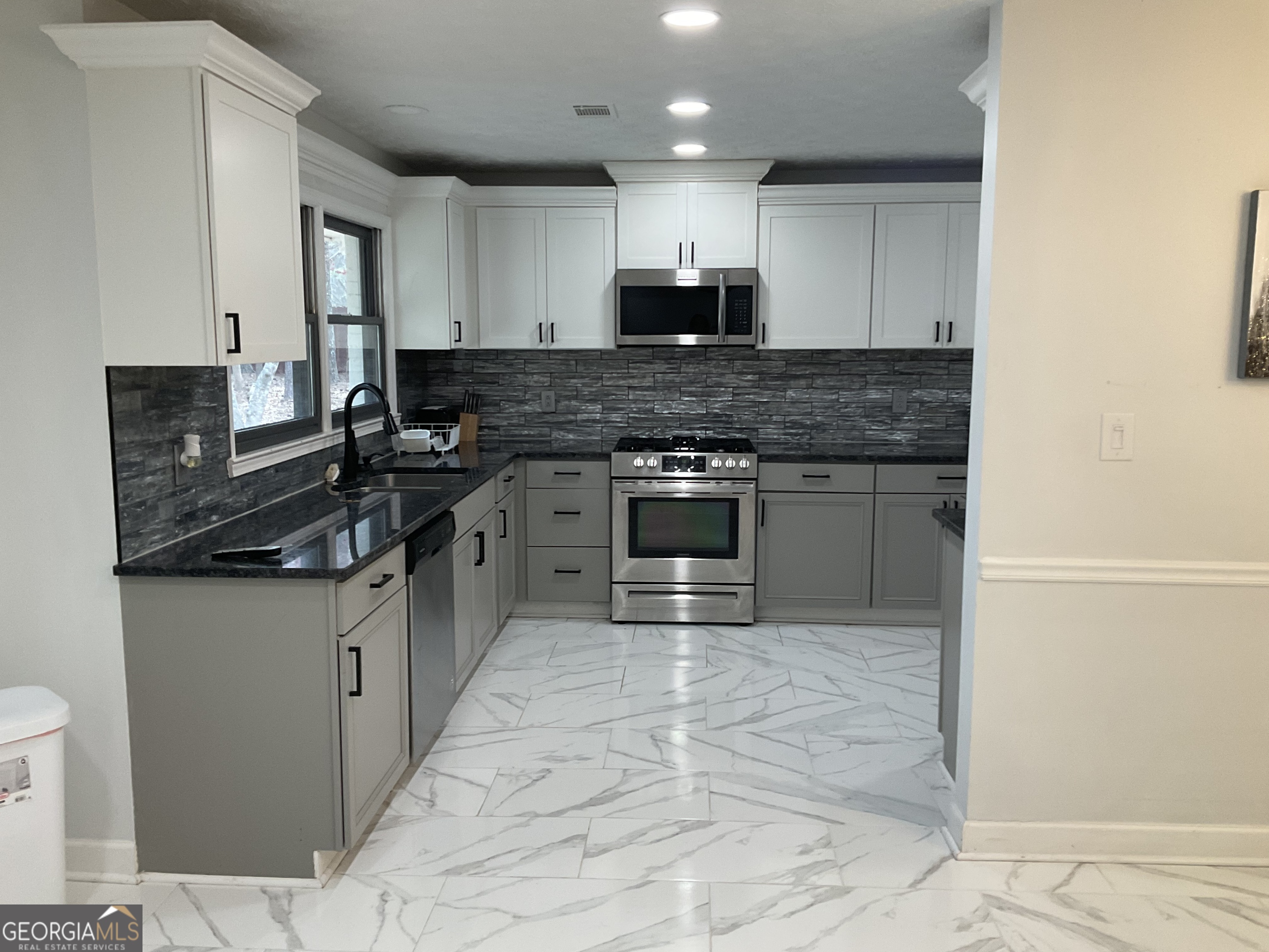 558 Kenwood Road Fayetteville, GA 30214 - Photo 12 of 22