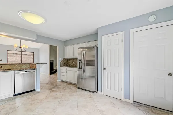 $365,000 | 2207 Briarwest Boulevard, Houston, TX 77077