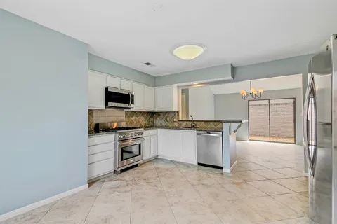 $365,000 | 2207 Briarwest Boulevard, Houston, TX 77077