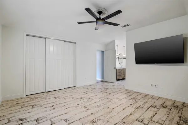 $365,000 | 2207 Briarwest Boulevard, Houston, TX 77077