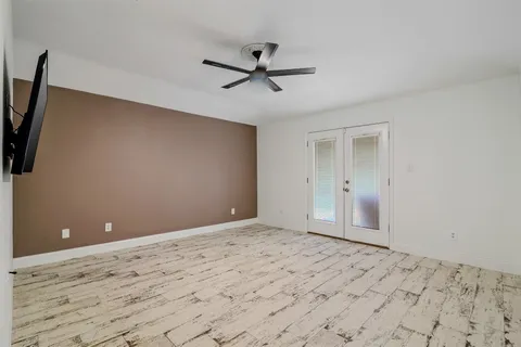 $365,000 | 2207 Briarwest Boulevard, Houston, TX 77077