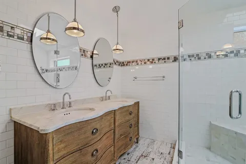 $365,000 | 2207 Briarwest Boulevard, Houston, TX 77077