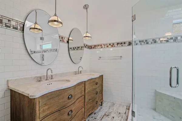 $365,000 | 2207 Briarwest Boulevard, Houston, TX 77077