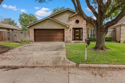 $365,000 | 2207 Briarwest Boulevard, Houston, TX 77077